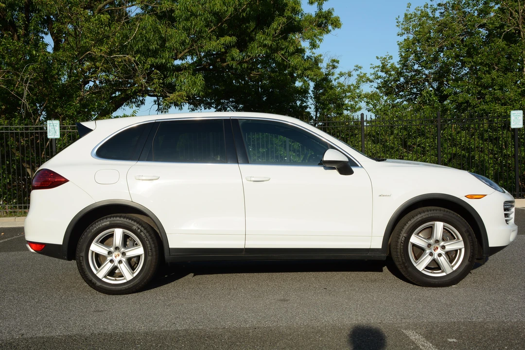 2014 Porsche 958 Cayenne Diesel - Image 11 of 31