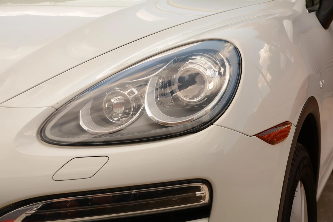 2014 Porsche 958 Cayenne Diesel - Image 17 of 31