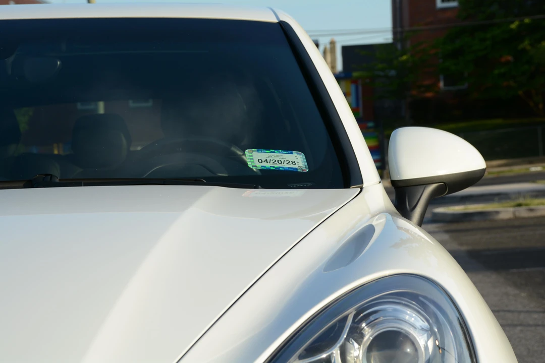 2014 Porsche 958 Cayenne Diesel - Image 18 of 31