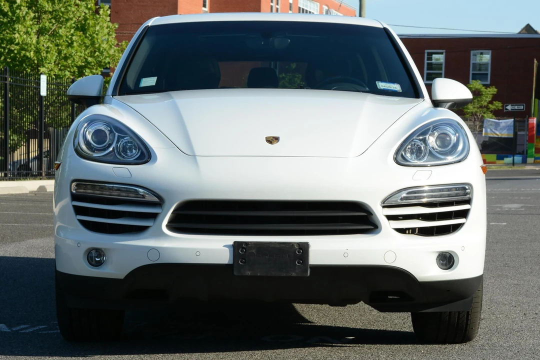 2014 Porsche 958 Cayenne Diesel - Image 2 of 31