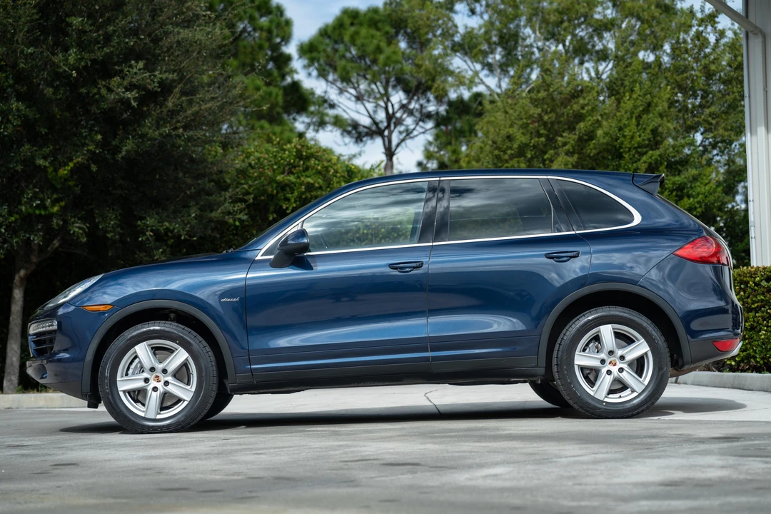 2014 Porsche 958 Cayenne Diesel - Image 3 of 31