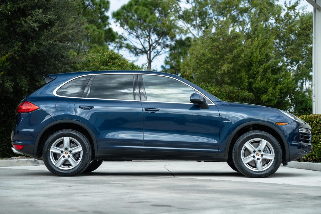 2014 Porsche 958 Cayenne Diesel - Image 17 of 31