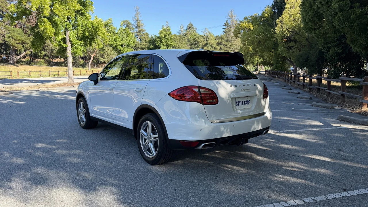 2014 Porsche 958 Cayenne Diesel - Image 6 of 31