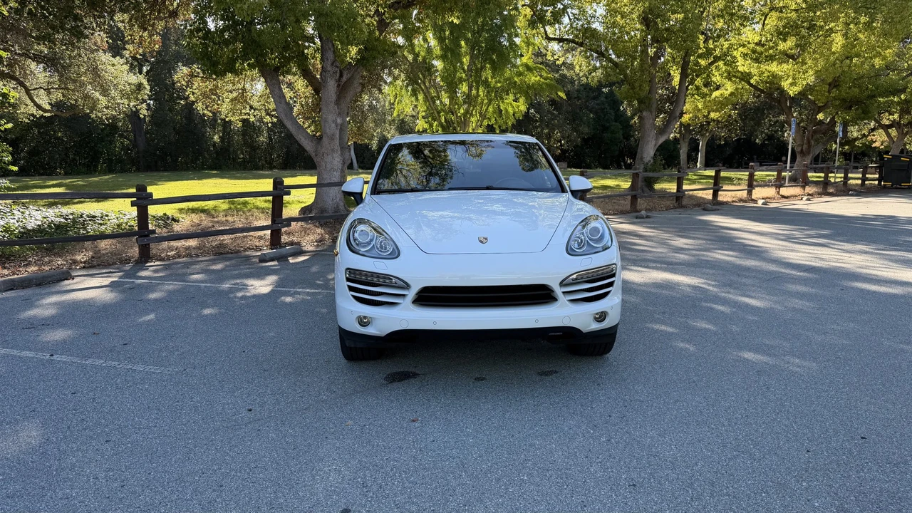 2014 Porsche 958 Cayenne Diesel - Image 13 of 31