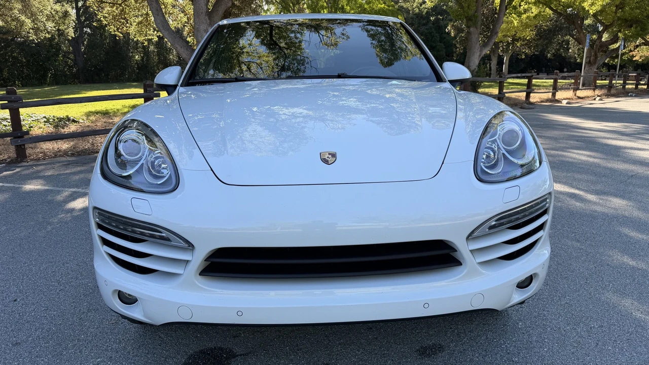 2014 Porsche 958 Cayenne Diesel - Image 24 of 31