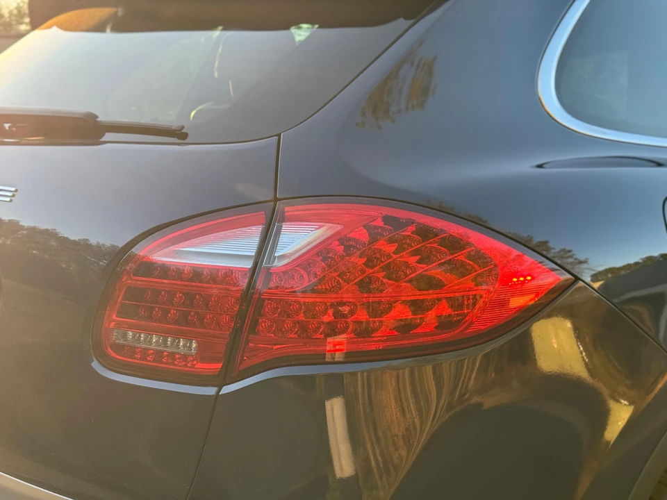 2014 Porsche 958 Cayenne Diesel - Image 18 of 31