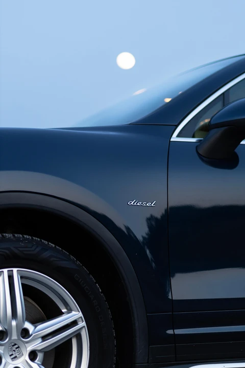 2014 Porsche 958 Cayenne Diesel - Image 30 of 31