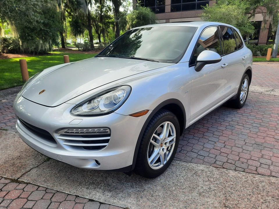2014 Porsche 958 Cayenne Diesel - Image 9 of 31
