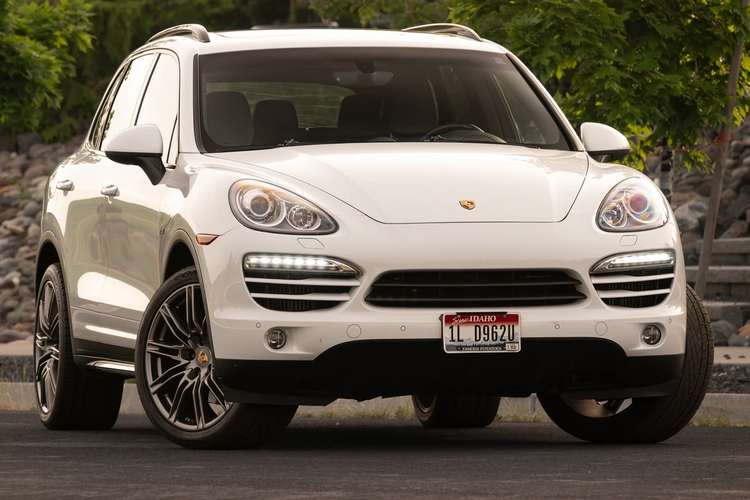 2014 Porsche 958 Cayenne Diesel - Image 2 of 31