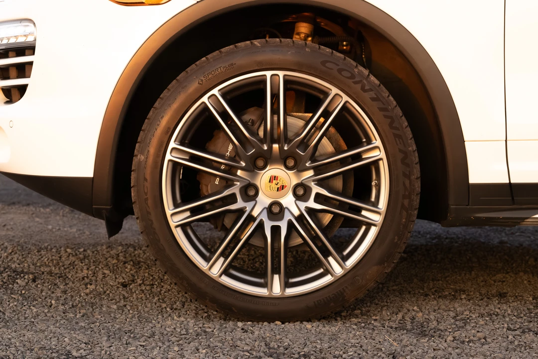2014 Porsche 958 Cayenne Diesel - Image 29 of 31