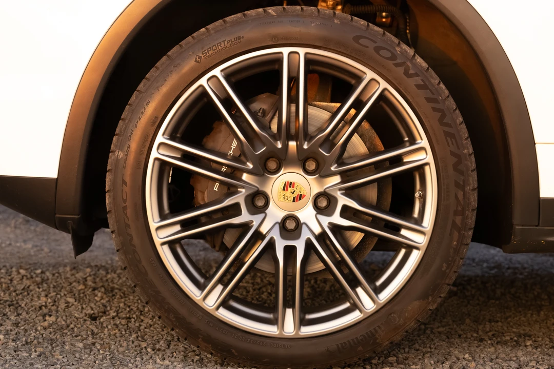2014 Porsche 958 Cayenne Diesel - Image 31 of 31