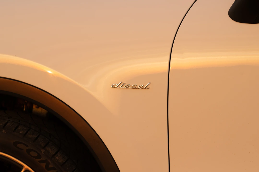 2014 Porsche 958 Cayenne Diesel - Image 28 of 31