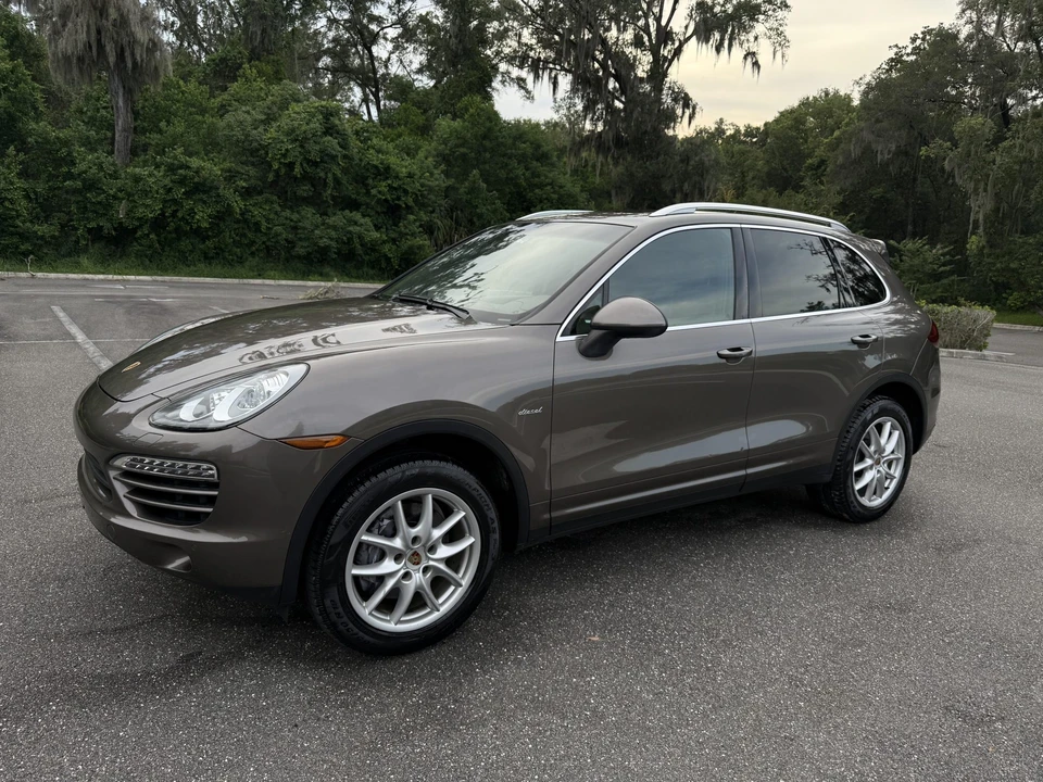 2014 Porsche 958 Cayenne Diesel - Image 10 of 31