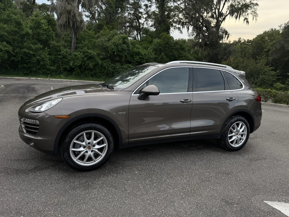 2014 Porsche 958 Cayenne Diesel - Image 14 of 31