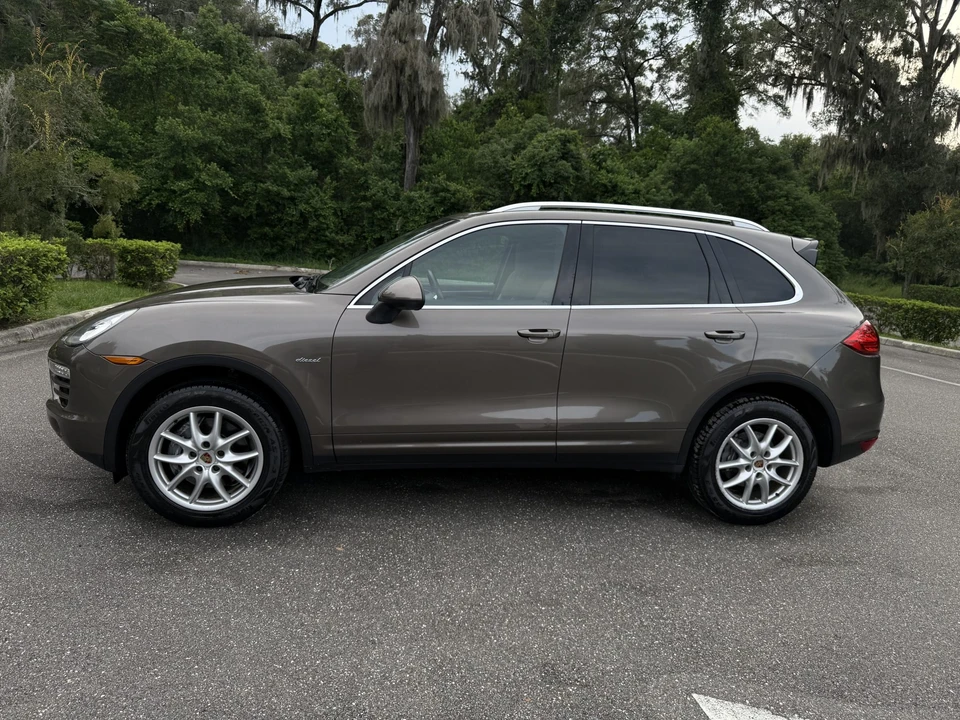 2014 Porsche 958 Cayenne Diesel - Image 17 of 31