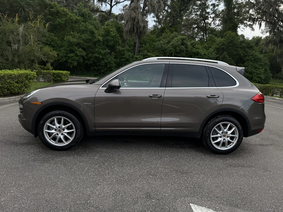 2014 Porsche 958 Cayenne Diesel - Image 16 of 31