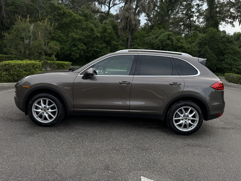 2014 Porsche 958 Cayenne Diesel - Image 15 of 31