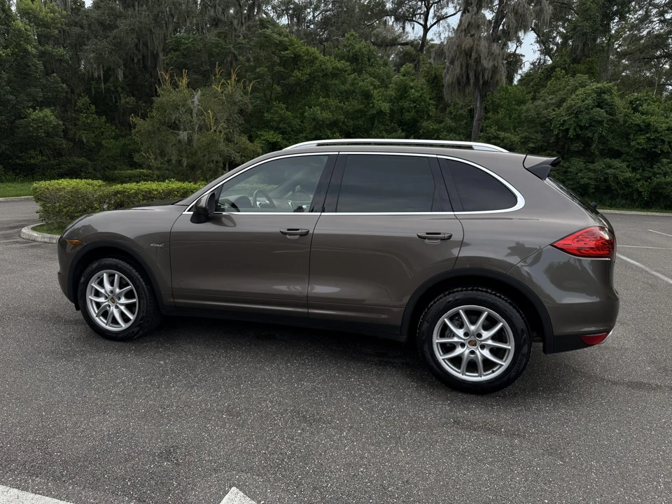 2014 Porsche 958 Cayenne Diesel - Image 18 of 31