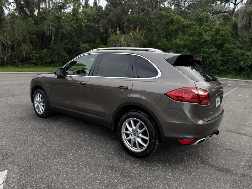 2014 Porsche 958 Cayenne Diesel - Image 26 of 31