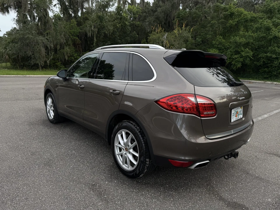 2014 Porsche 958 Cayenne Diesel - Image 24 of 31