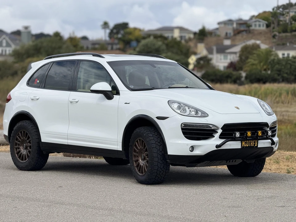 2014 Porsche 958 Cayenne Diesel - Image 14 of 31