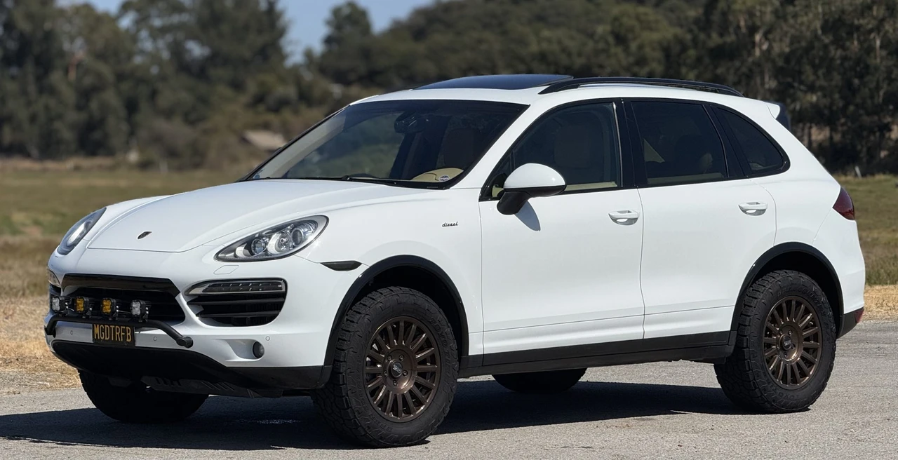 2014 Porsche 958 Cayenne Diesel - Image 2 of 31