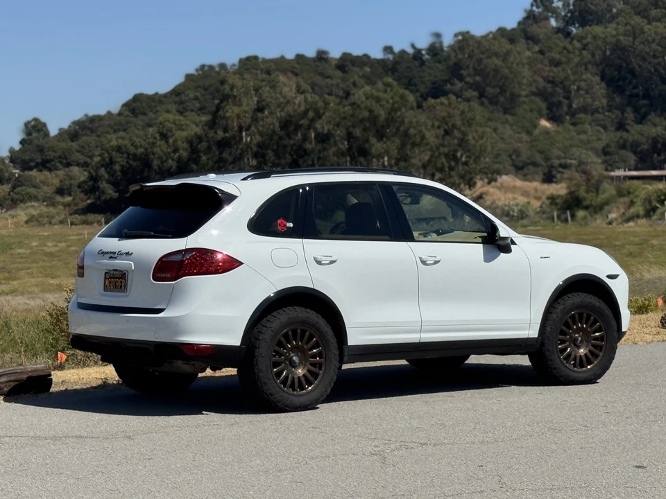 2014 Porsche 958 Cayenne Diesel - Image 10 of 31