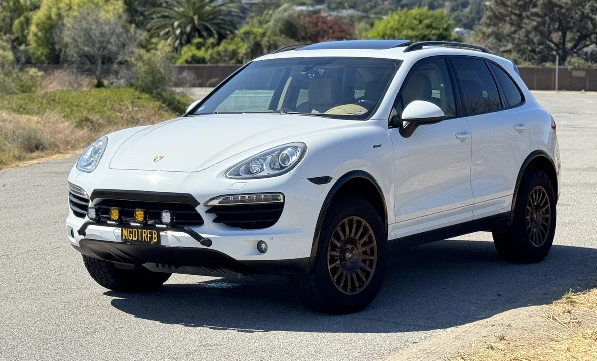 2014 Porsche 958 Cayenne Diesel - Image 4 of 31