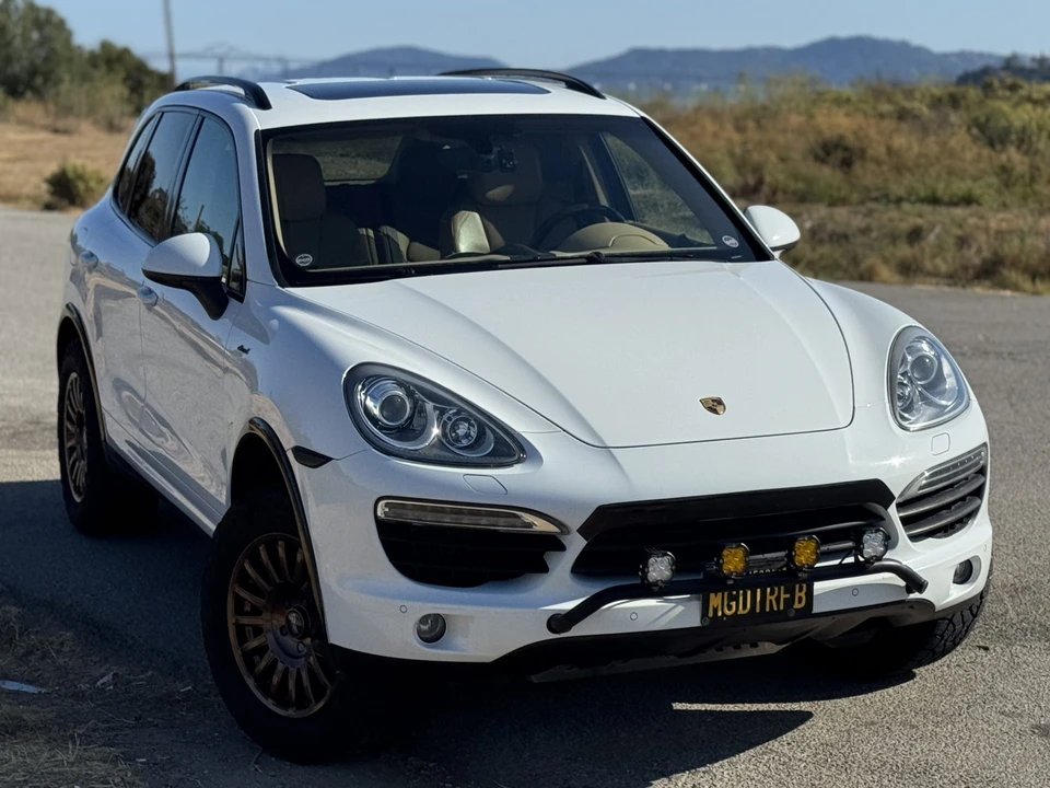 2014 Porsche 958 Cayenne Diesel - Image 17 of 31