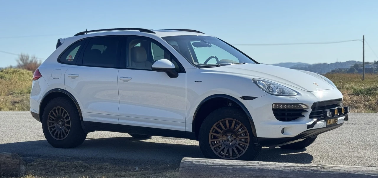 2014 Porsche 958 Cayenne Diesel - Image 15 of 31