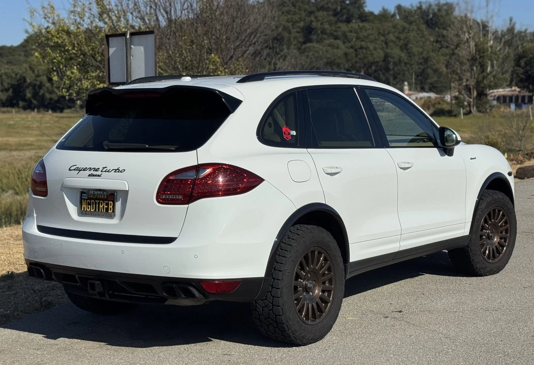 2014 Porsche 958 Cayenne Diesel - Image 9 of 31