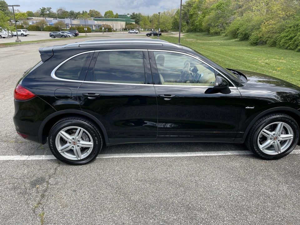 2014 Porsche 958 Cayenne Diesel - Image 11 of 31