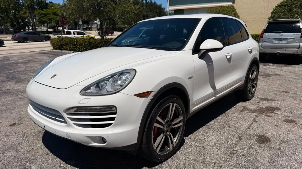 2014 Porsche 958 Cayenne Diesel - Image 6 of 20