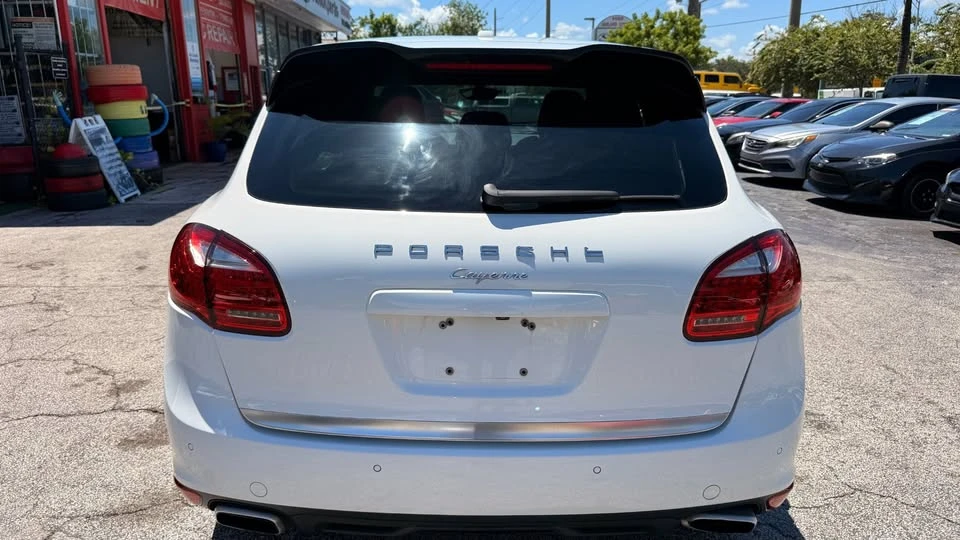 2014 Porsche 958 Cayenne Diesel - Image 4 of 20
