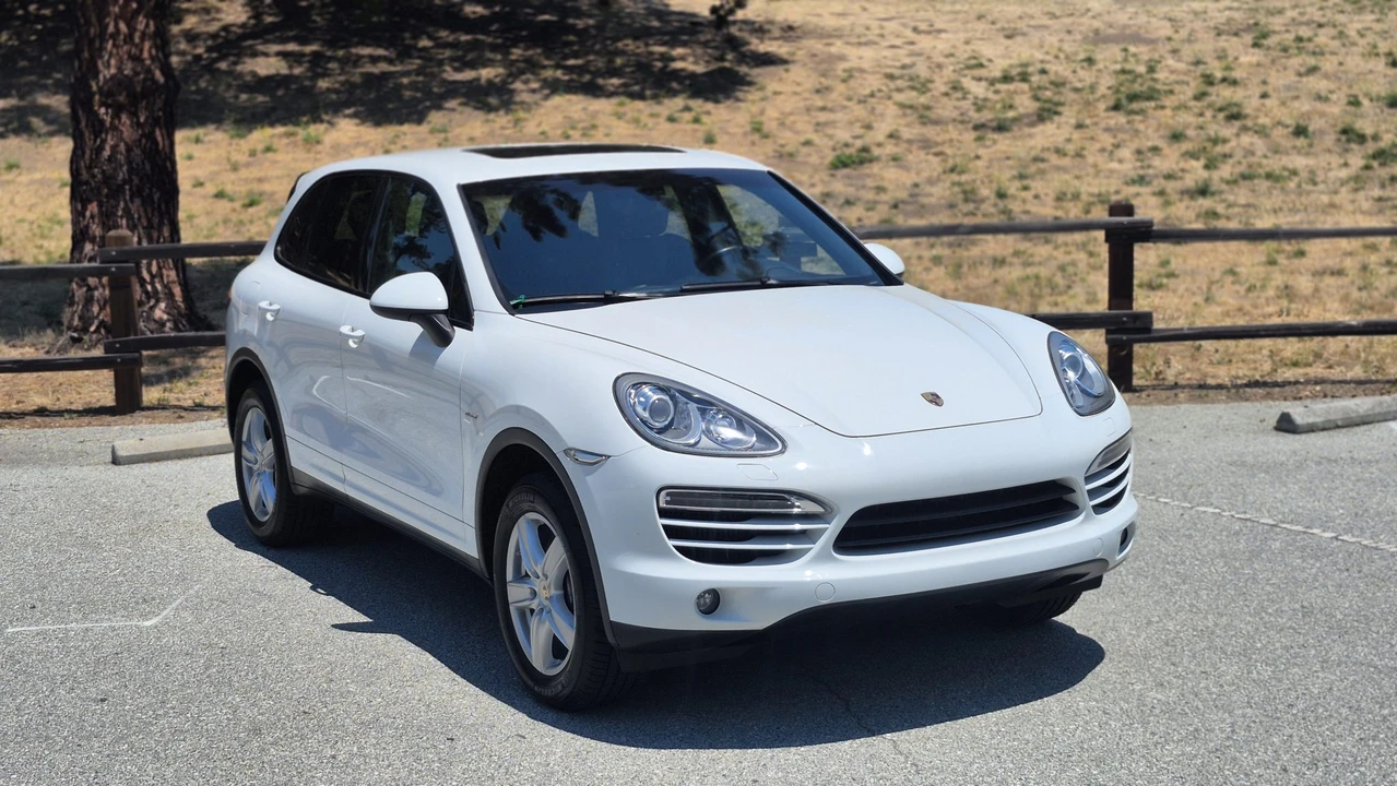 2014 Porsche 958 Cayenne Diesel - Image 20 of 31
