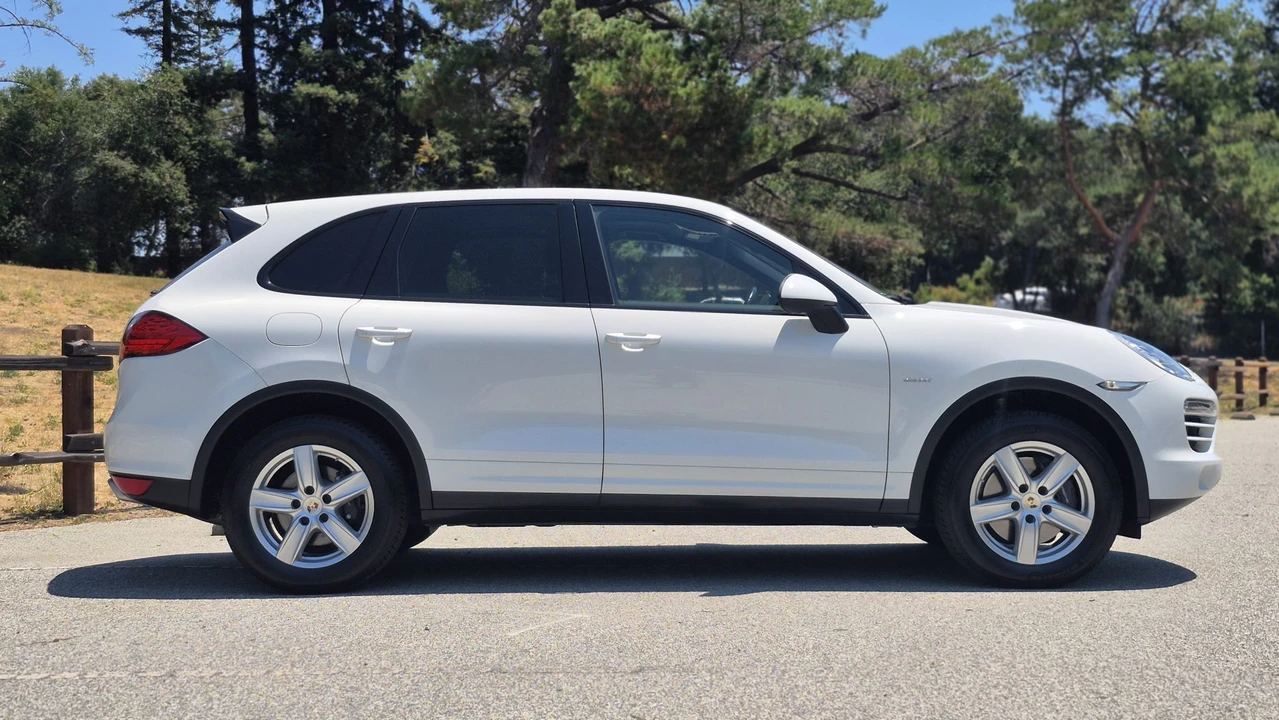 2014 Porsche 958 Cayenne Diesel - Image 27 of 31