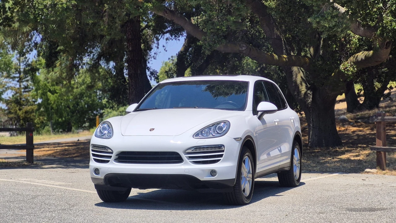 2014 Porsche 958 Cayenne Diesel - Image 8 of 31
