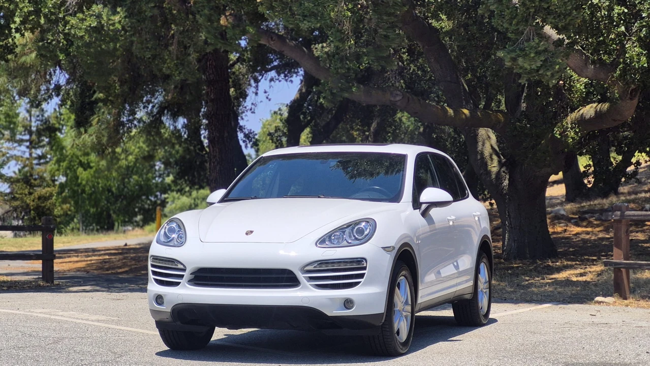 2014 Porsche 958 Cayenne Diesel - Image 9 of 31