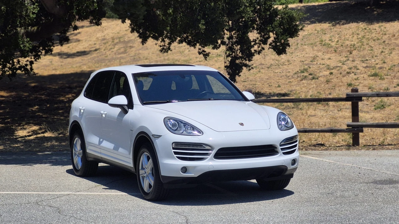 2014 Porsche 958 Cayenne Diesel - Image 22 of 31