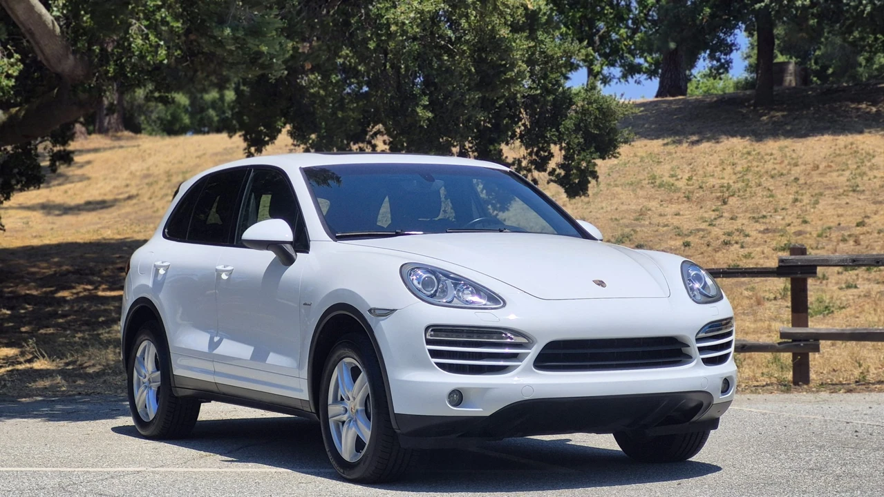 2014 Porsche 958 Cayenne Diesel - Image 24 of 31