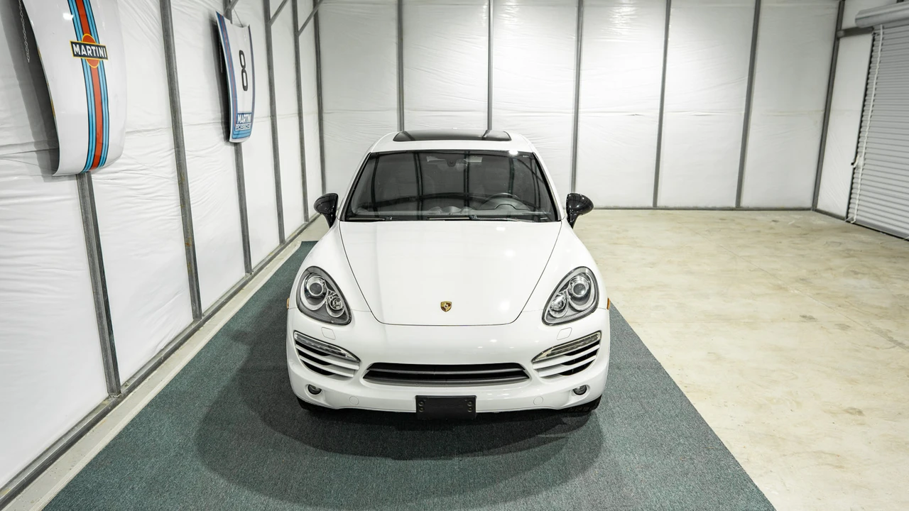 2014 Porsche 958 Cayenne Diesel - Image 11 of 31