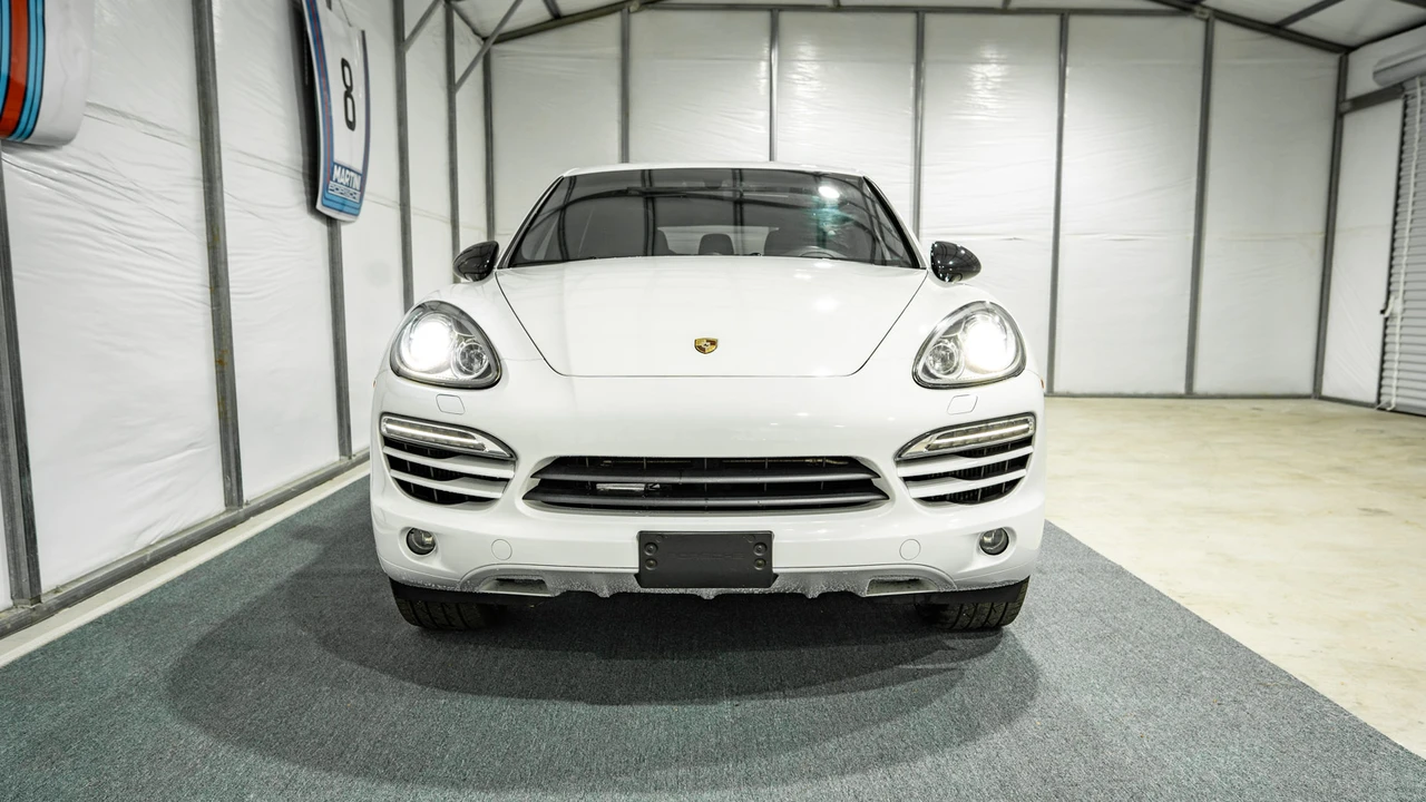 2014 Porsche 958 Cayenne Diesel - Image 17 of 31