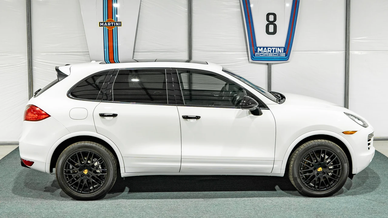 2014 Porsche 958 Cayenne Diesel - Image 20 of 31