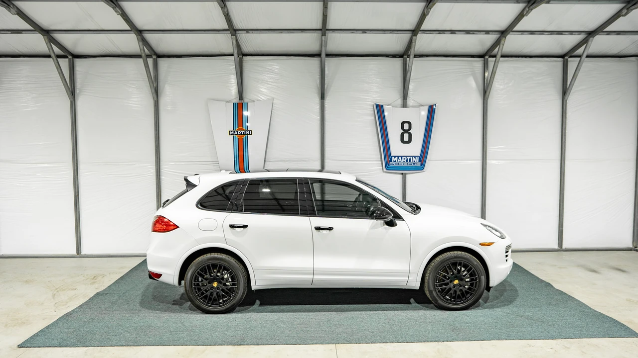 2014 Porsche 958 Cayenne Diesel - Image 21 of 31