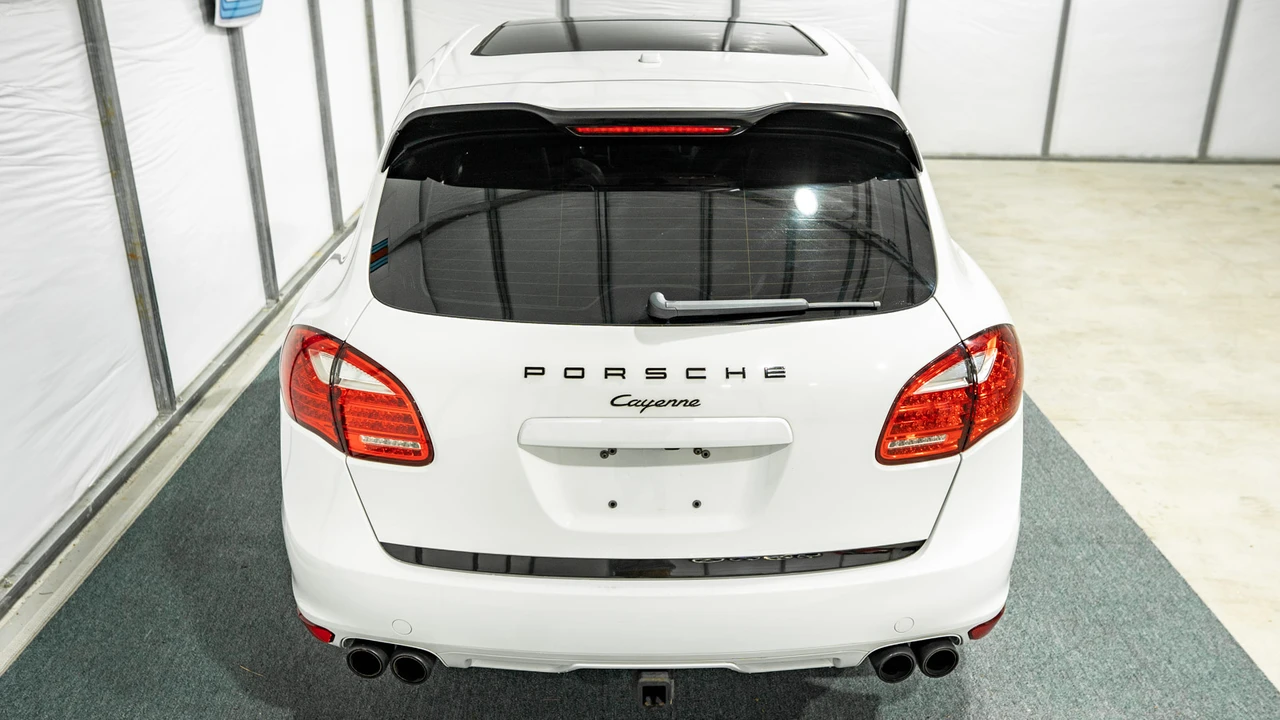 2014 Porsche 958 Cayenne Diesel - Image 28 of 31