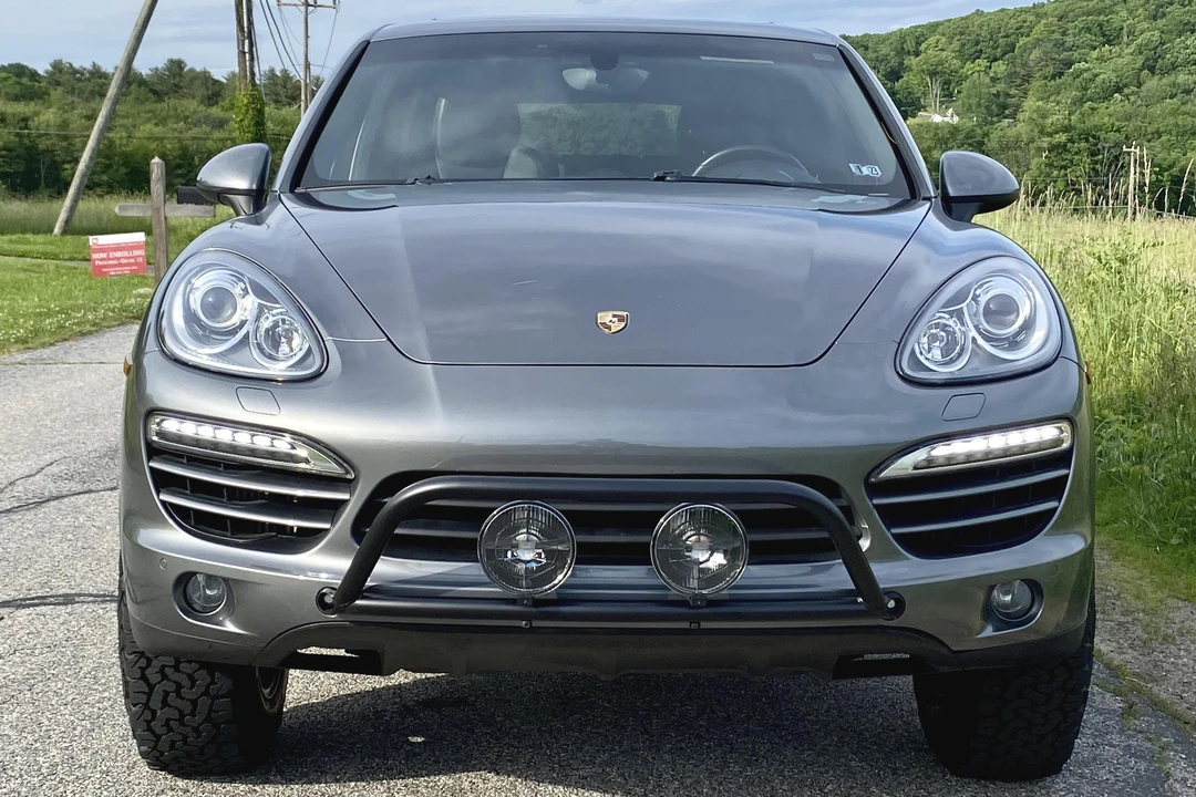 2014 Porsche 958 Cayenne Diesel - Image 2 of 31