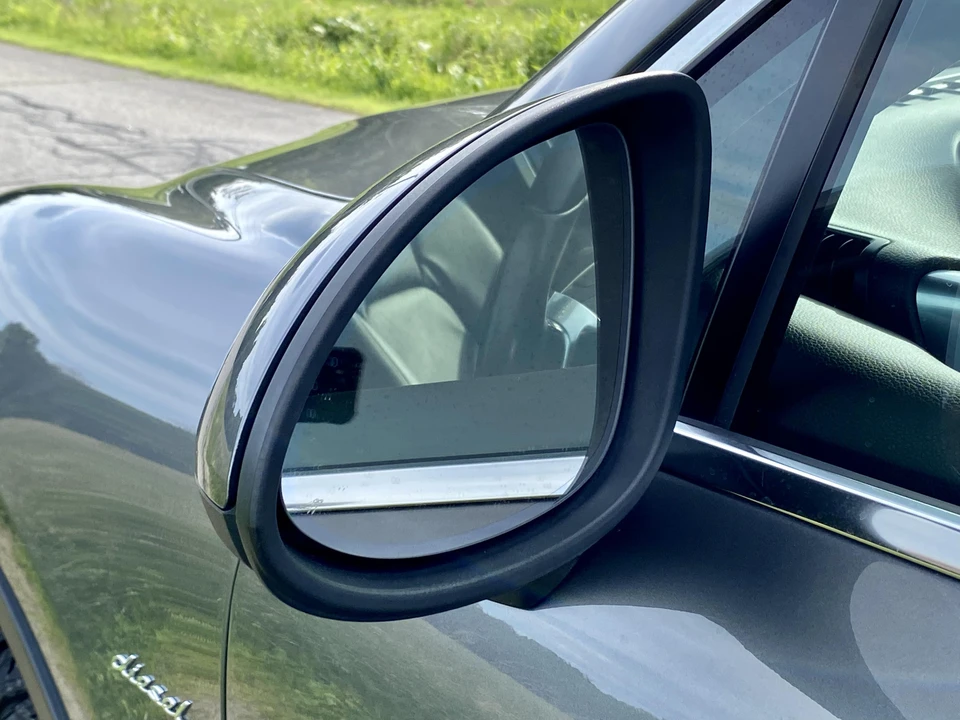 2014 Porsche 958 Cayenne Diesel - Image 18 of 31