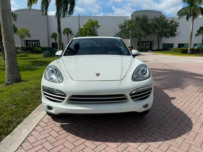 2014 Porsche 958 Cayenne Diesel - Image 15 of 31