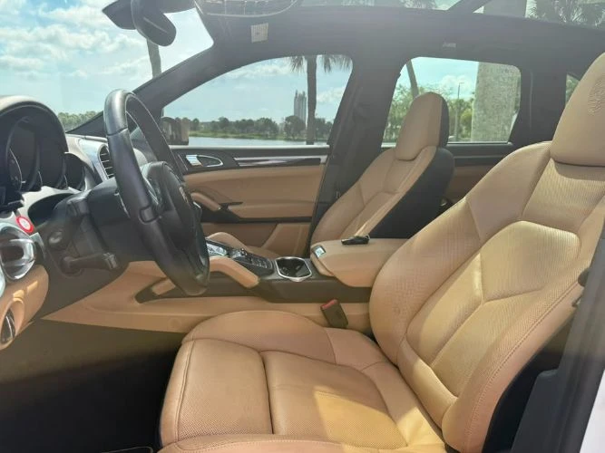 2014 Porsche 958 Cayenne Diesel - Image 21 of 31