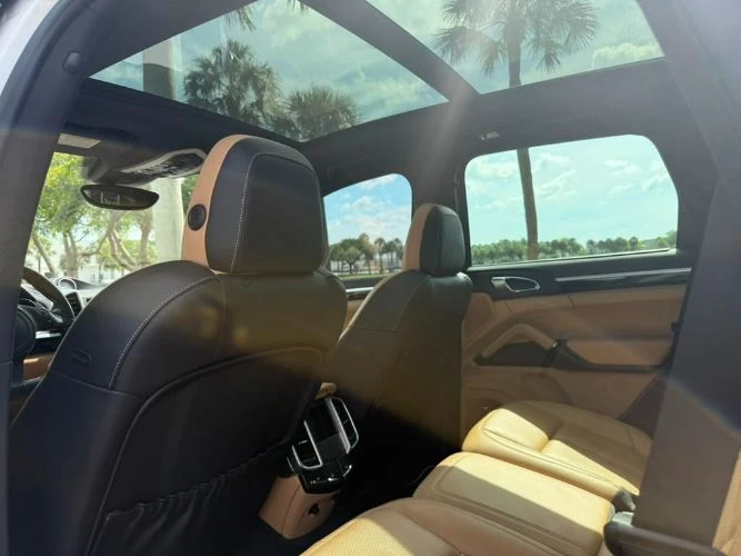 2014 Porsche 958 Cayenne Diesel - Image 27 of 31
